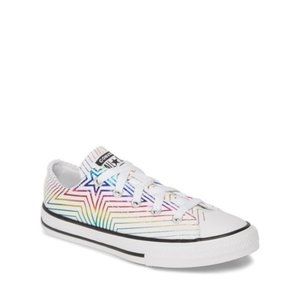 NEW Converse Printed Sneaker